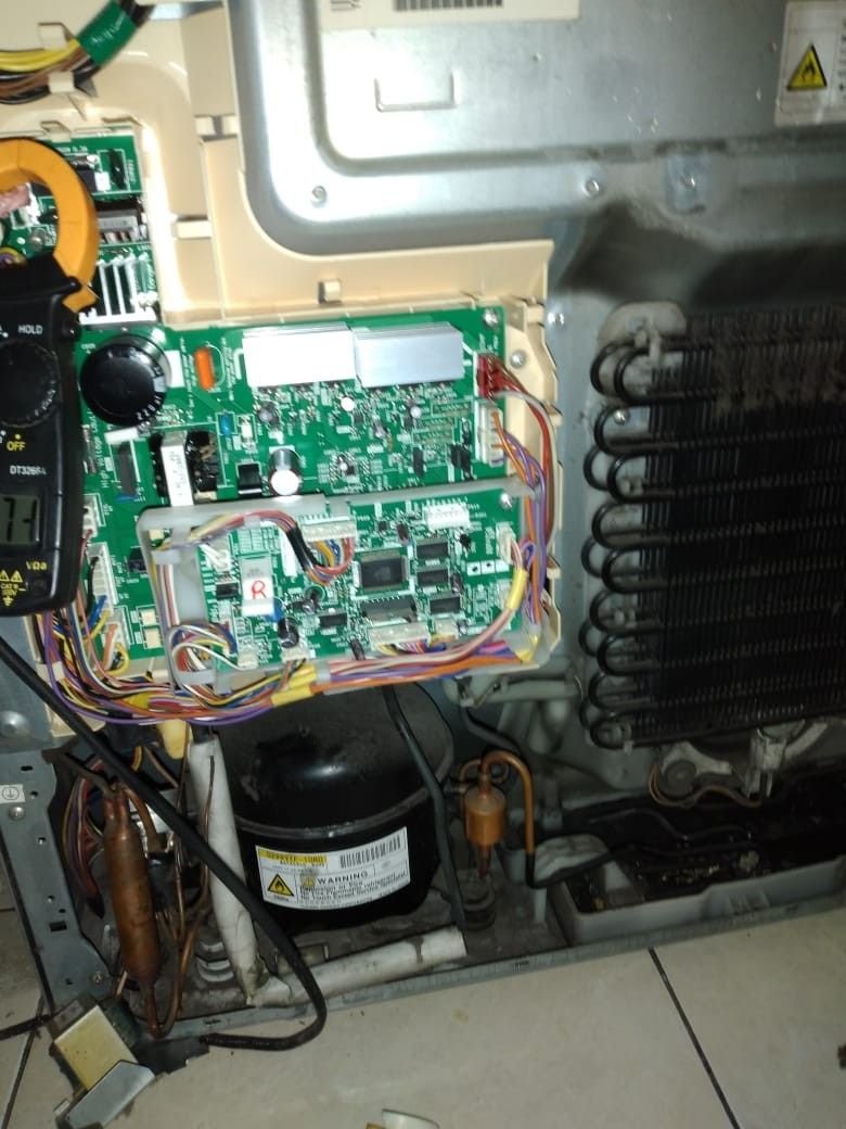Fridge electronic issues