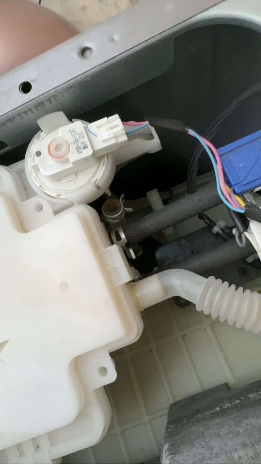 Fridge pipeline problems